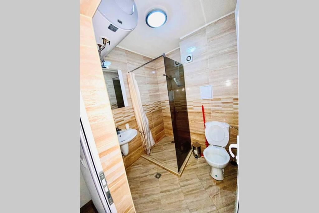 Large Studio In Studentski Grad With Huge Terrace Διαμέρισμα Σόφια Εξωτερικό φωτογραφία